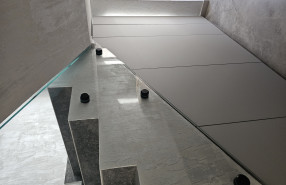 Шкафы для хранения под лестницей